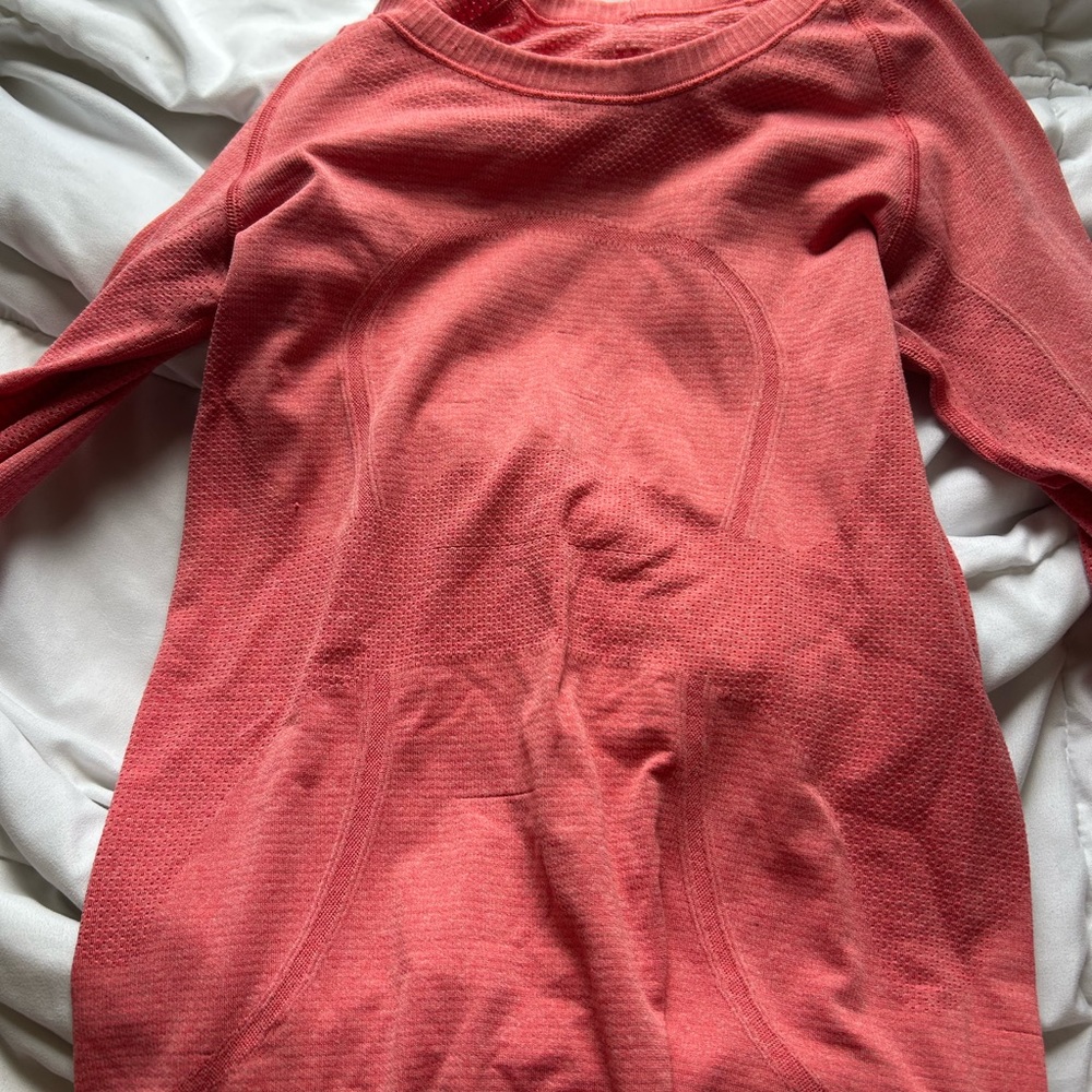 Lululemon swiftly tech long sleeve